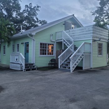 Beeb’s Beans - The cute house in which Beeb's Beans is located. - Coffee Roasteries Near Me - Sebastian, Florida