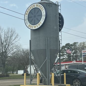 Broken Wheel Brewery - Restaurant sign - Restaurants Near Me - Marksville, Louisiana Broken Wheel Brewery - Restaurant sign - Restaurants Near Me - Marksville, Louisiana