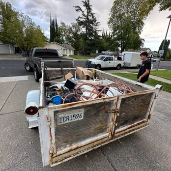 Golden State Cleanout - Garage cleanout, book yours today! - Junk Removal & Hauling Near Me Golden State Cleanout - Garage cleanout, book yours today! - Junk Removal & Hauling Near Me