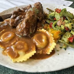 Slow Roasted Beef Short Ribs Dinner