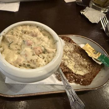 Sheehans - Seafood chowder with brown bread - Pubs Near Me - Dublin, D Sheehans - Seafood chowder with brown bread - Pubs Near Me - Dublin, D