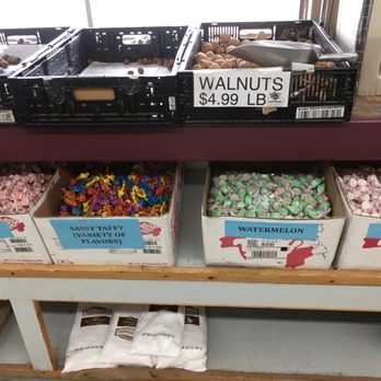 Layton Fruit Market - Assorted taffy - Fruits & Veggies Near Me - Saint Francis, Wisconsin Layton Fruit Market - Assorted taffy - Fruits & Veggies Near Me - Saint Francis, Wisconsin