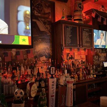 Mickey Byrne's Irish Pub - Bar space - Pubs Near Me - Hollywood, Florida
