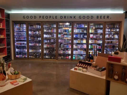 Hi-Lo Liquor Market - Culver City by null