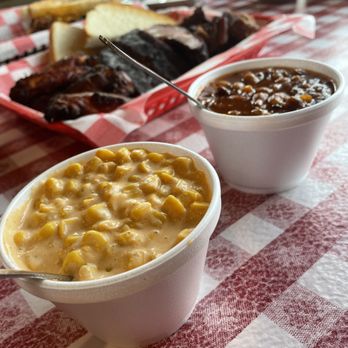 Hayward's Pit Bar-B-Que - Barbeque Near Me - Shawnee, Kansas