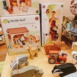 Fredericksburg Natural Baby + Kids - Tender Leaf Toys