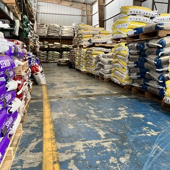 Dave's Hay Barn - Pet Stores Near Me - Salinas, California Dave's Hay Barn - Pet Stores Near Me - Salinas, California