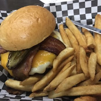Bookmakers Burgers Bourbon Brews - Best burger in Southlands - Burgers Near Me - Aurora, Colorado Bookmakers Burgers Bourbon Brews - Best burger in Southlands - Burgers Near Me - Aurora, Colorado