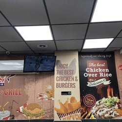 Crown Chicken & Grill - Inside