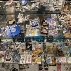 My-D Pins & Collectibles - Pins