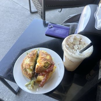 Latte Vino - Wine Bars Near Me - Lutz, Florida Latte Vino - Wine Bars Near Me - Lutz, Florida
