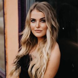 Roc and Roe Salon - Extensions by Monroe