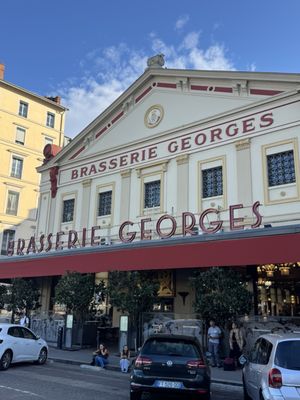 Brasserie Georges by null