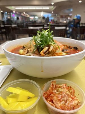 HONG LOU by null