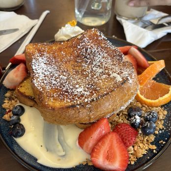 8th Haus Cafe - Creme brulee French toast - Breakfast & Brunch Near Me - Anaheim, California 8th Haus Cafe - Creme brulee French toast - Breakfast & Brunch Near Me - Anaheim, California