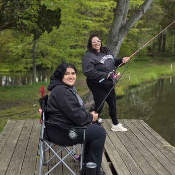 Molder's Fishing Preserve - Lakes Near Me - Old Bridge, New Jersey