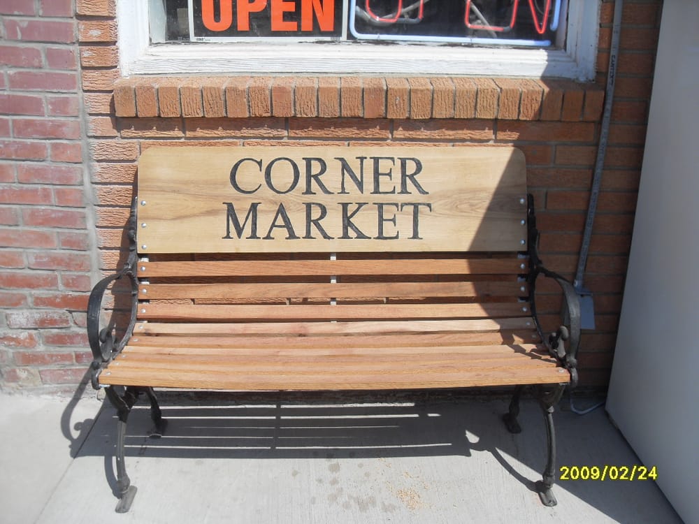 THE CORNER MARKET 102 E Des Moines St, Wayland, Missouri Grocery