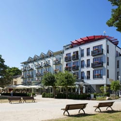 Safari Bar - Im Erdgeschoss des Strandhotel Heringsdorf befindet sich die Safari Bar. Von der Terrasse können Sie direkt auf die Ostsee schauen.
