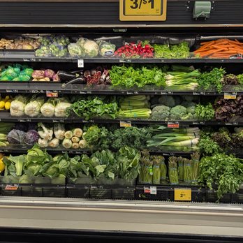 Food Lion - Produce here is generally well stocked and fresh - Grocery Near Me - Jamestown, North Carolina Food Lion - Produce here is generally well stocked and fresh - Grocery Near Me - Jamestown, North Carolina