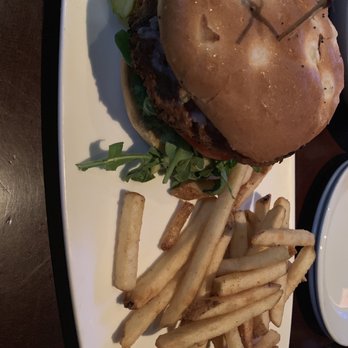 Yard House - The Beyond Burger - New American Near Me - Tucson, Arizona