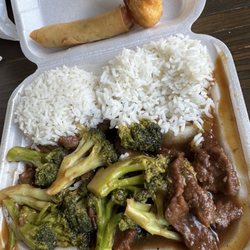 Hunam Garden - Beef & Broccoli, Steam Rice, Spring Roll, and Crab Rangoon.