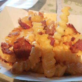 Shake Shack Southlake - Fast Food Near Me - Southlake, Texas