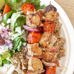 ZOZO'S Kitchen - Chicken Kabob Plate