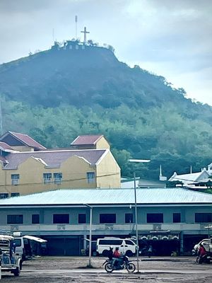 Mount Tapyas by null