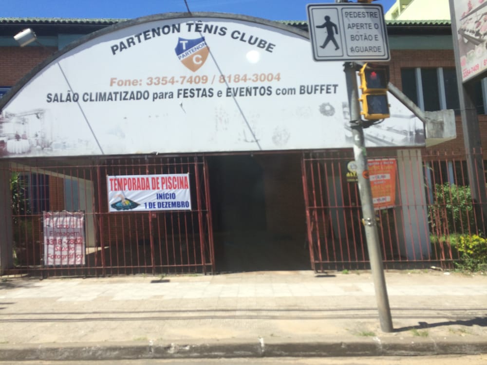 lojas de tenis em porto alegre