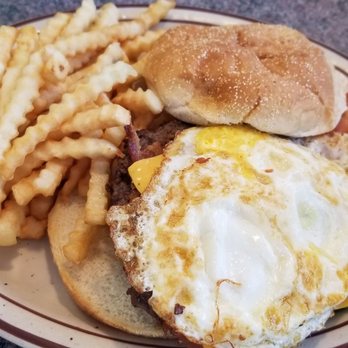 The New Oasis - Bacon cheeseburger with a fried egg - New American Near Me - Ottawa, Illinois