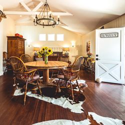 Stables Inn