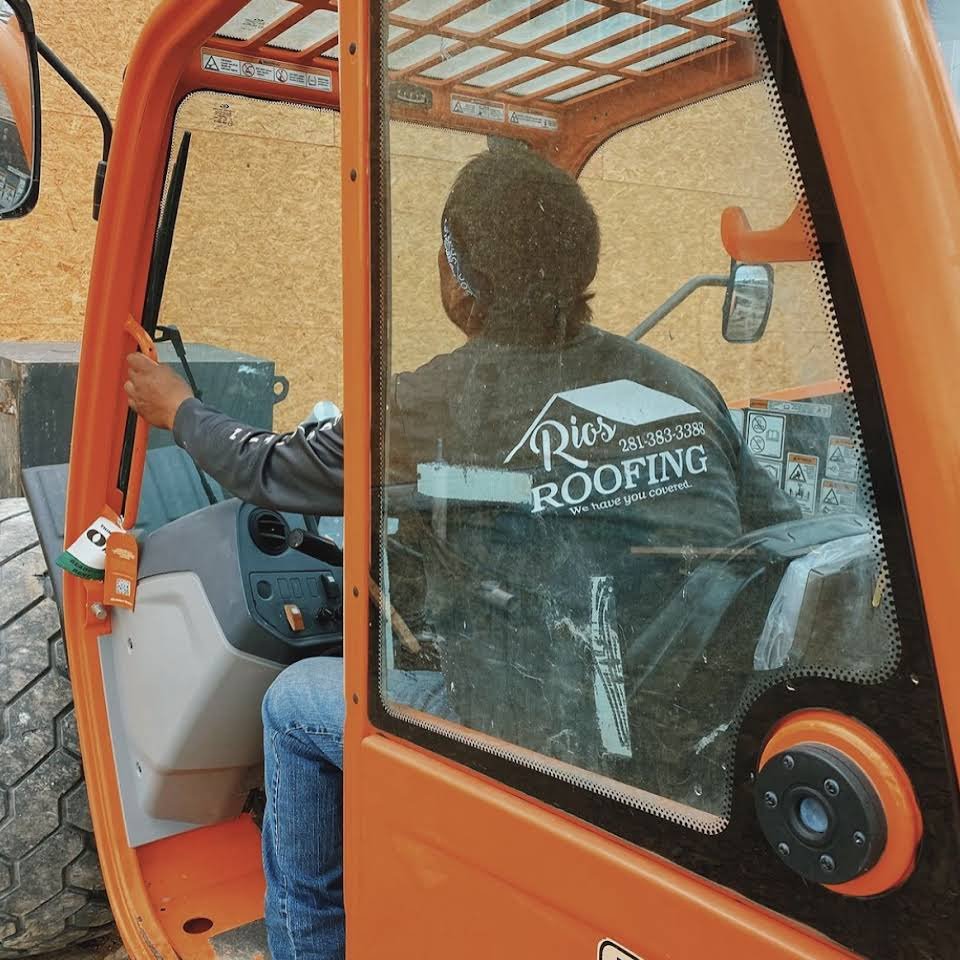 Slide of Rios Roofing & Contracting