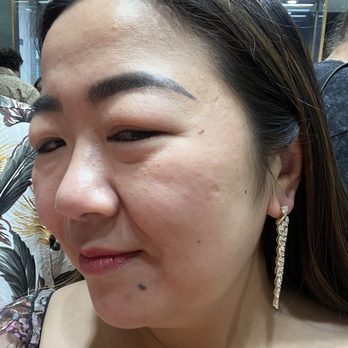 Valliani Jewelers - 6.55 carats dangling gold diamonds earrings . We have so much fun shopping there . Thanks - Jewelry Near Me - Santa Clara, California Valliani Jewelers - 6.55 carats dangling gold diamonds earrings . We have so much fun shopping there . Thanks - Jewelry Near Me - Santa Clara, California