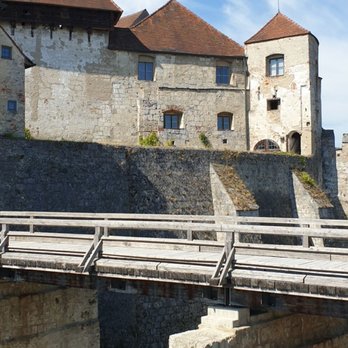 Burg Burghausen - Wohngebäude - Castles Near Me - Burghausen, BY