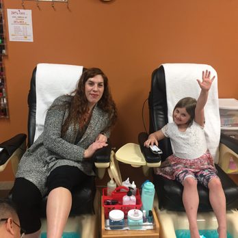 Happy Nails and Spa - Nail Salons Near Me - Silverdale, Washington