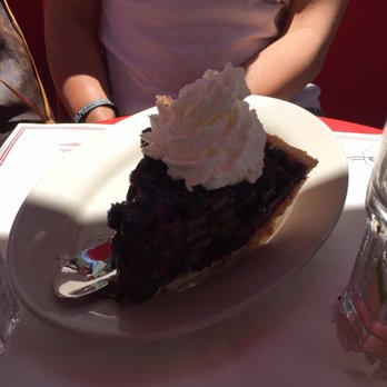 Raymond's - Blueberry pie - American Near Me - Montclair, New Jersey Raymond's - Blueberry pie - American Near Me - Montclair, New Jersey