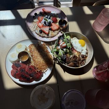 Breezy - Breakfast & Brunch Near Me - San Juan Capistrano, California Breezy - Breakfast & Brunch Near Me - San Juan Capistrano, California