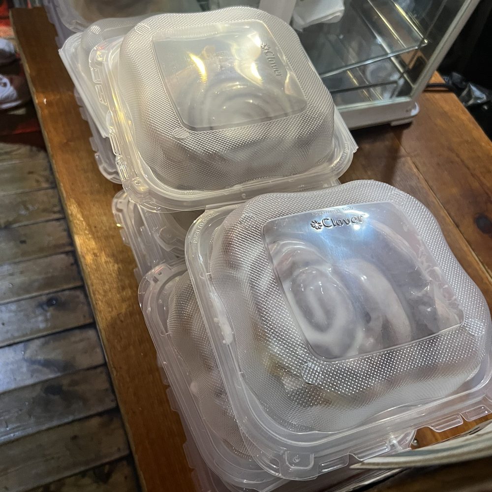 Lamberts Cafe - Giant cinnamon rolls - American Near Me - Sikeston, Missouri Lamberts Cafe - Giant cinnamon rolls - American Near Me - Sikeston, Missouri
