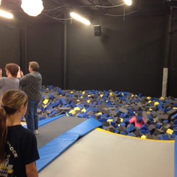 Sky Zone Trampoline Park - Trampoline Parks Near Me - Chesapeake, Virginia
