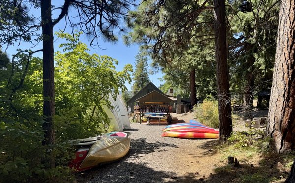 The Suttle Lodge & Boathouse by null