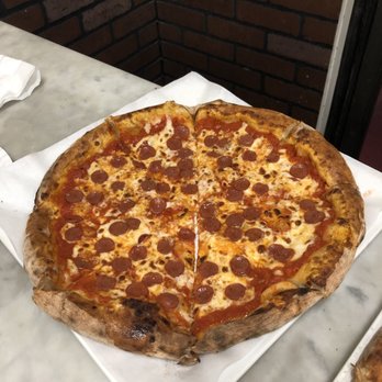 786 Degrees - Slum dog pizza with mini pepperoni - loved the sauce - Pizza Near Me - Los Angeles, California