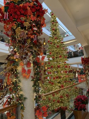 Power Plant Mall by null