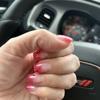 Kahite Nails - Pink ombré red large sparkles - Waxing Near Me - Vonore, Tennessee