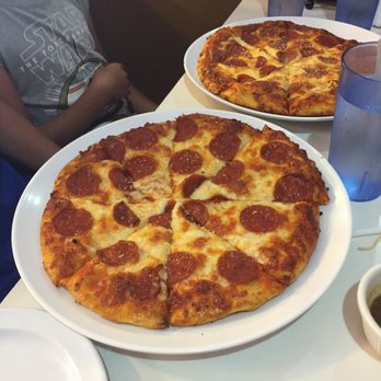 Monarca Pasta & Grill - The pepperoni pizzas, which are huge! - Italian Near Me - Los Angeles, California Monarca Pasta & Grill - The pepperoni pizzas, which are huge! - Italian Near Me - Los Angeles, California