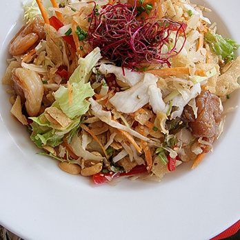 Le Café Dumas - Salade thai - French Near Me - Paris, 75 Le Café Dumas - Salade thai - French Near Me - Paris, 75