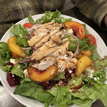 Final Draft Brewing Company - Unbeetable Peach Salad - Breweries Near Me - Redding, California Final Draft Brewing Company - Unbeetable Peach Salad - Breweries Near Me - Redding, California