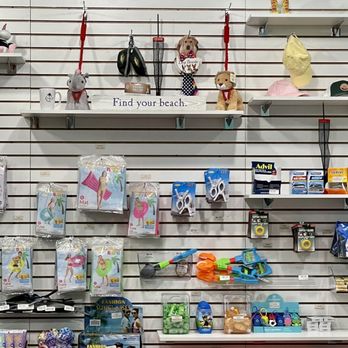 The Reef - Gift shop - Seafood Near Me - Biloxi, Mississippi