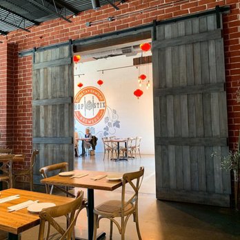 Hopstix - Interior - Breweries Near Me - Chamblee, Georgia