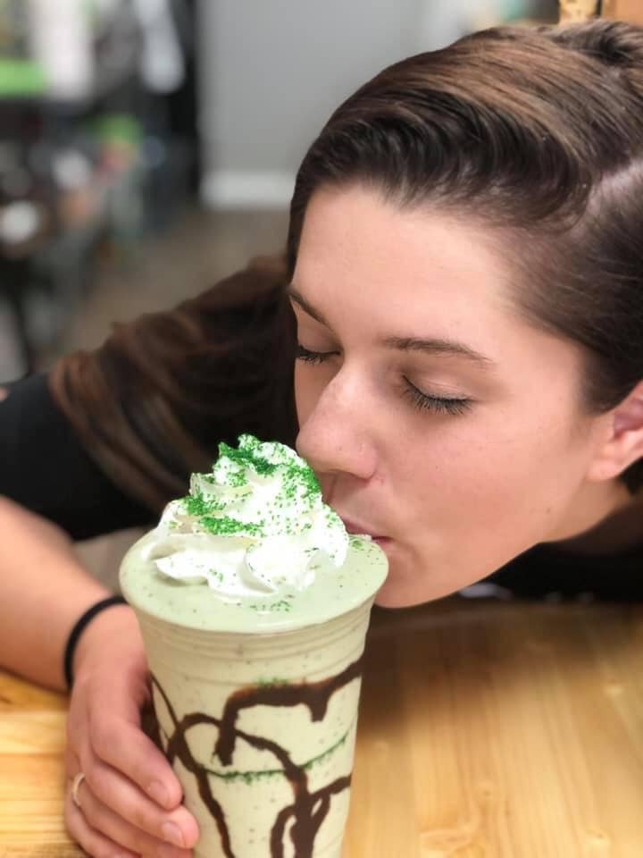 HANG LOOSE NUTRITION Updated September 2024 18 Photos 3620 Ashley Phosphate Rd, North