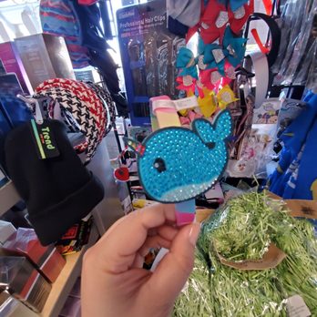 Kellos Super Discount Store - This headband is super cute but I'm too old to wear this lol. - Discount Store Near Me - National City, California